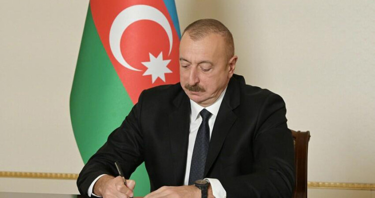 Apellyasiya məhkəmələri sədrlərinin, məhkəmə kollegiyası sədrinin, birinci instansiya məhkəmələri sədrlərinin və hakimlərinin təyin edilməsi ilə bağlı bəzi məsələlər haqqında Azərbaycan Respublikası Prezidentinin Sərəncamı