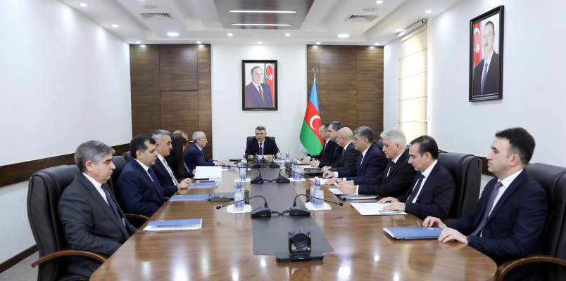 Məhkəmə-Hüquq Şurasının növbəti iclası keçirilib