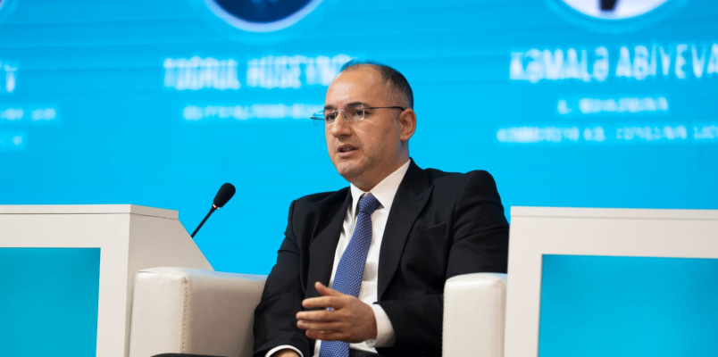 Hakimlərin II Forumu panel müzakirələrlə davam etdirilib