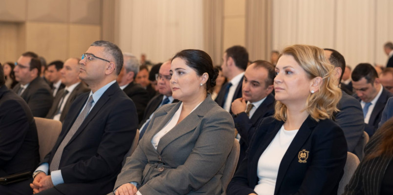 Hakimlərin II Forumu panel müzakirələrlə davam etdirilib