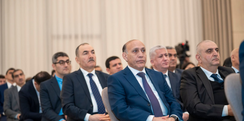 Hakimlərin II Forumu panel müzakirələrlə davam etdirilib