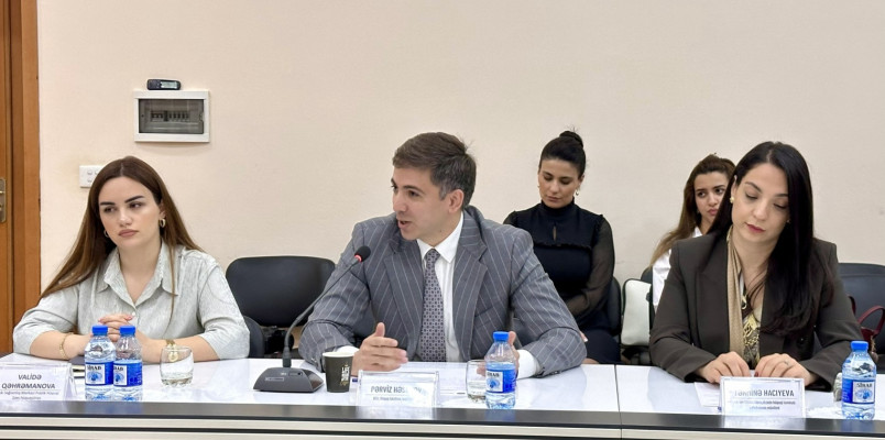 Hakim və vəkillərin etik davranışı mövzusunda məlumat sessiyası keçirilib