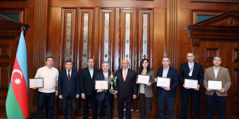 Ümummilli Lider Heydər Əliyevin anadan olmasının 103-cü ildönümünə həsr olunmuş şahmat turniri keçirilib