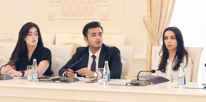 IV “Maarifçi” tələbə-məzun təcrübə proqramının iştirakçıları ilə görüş keçirilib