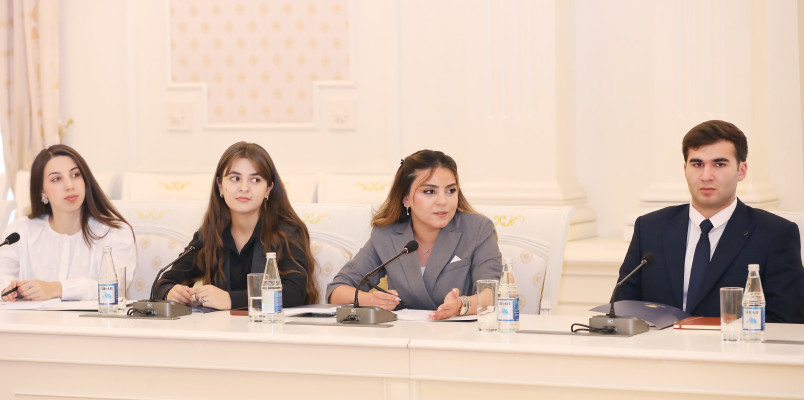 IV “Maarifçi” tələbə-məzun təcrübə proqramının iştirakçıları ilə görüş keçirilib