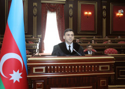 Yeni təyin olunmuş hakimlər Ali Məhkəmədə and içiblər