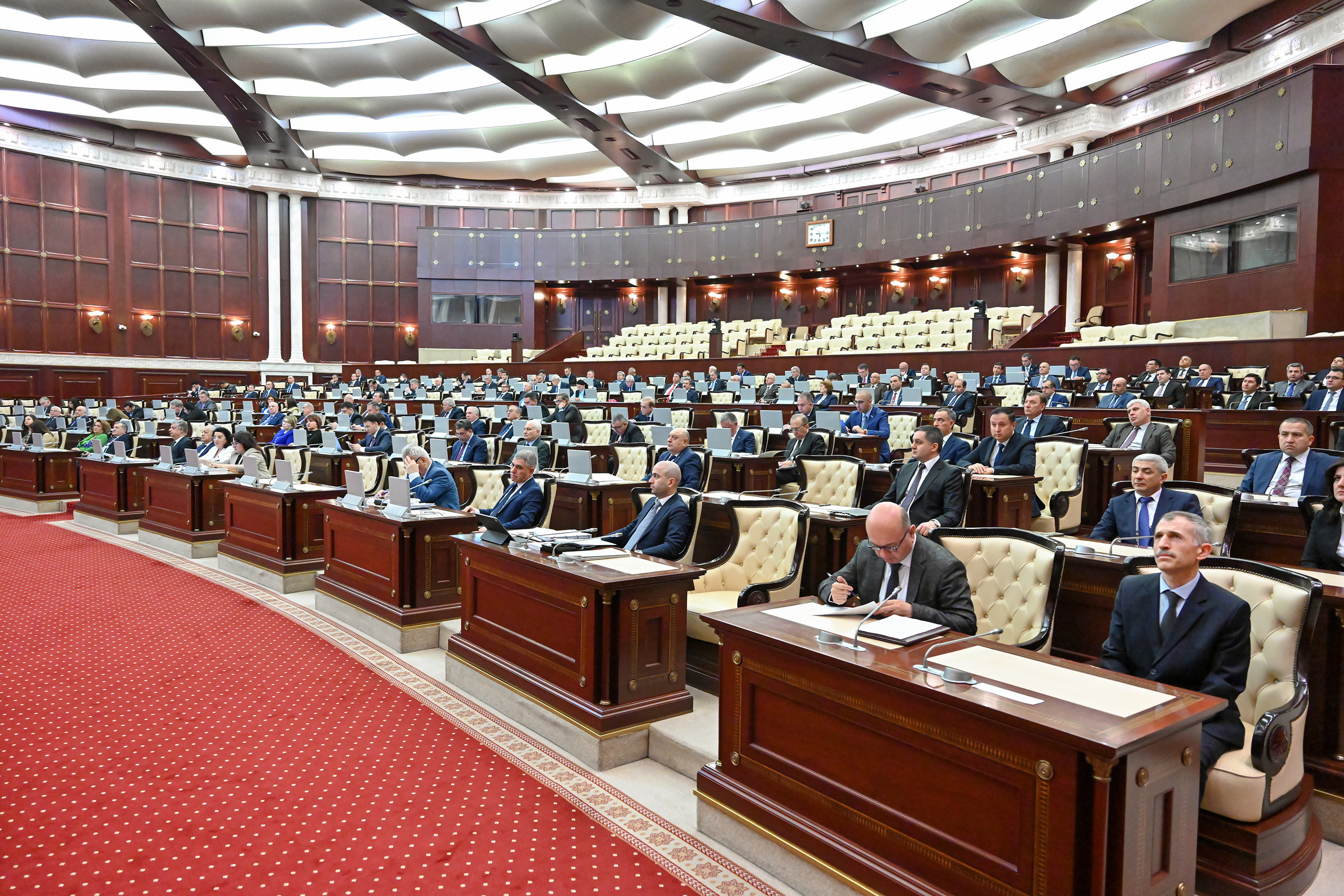 Şirvan Apellyasiya Məhkəməsi hakimlərinin təyin və vəzifədən azad edilməsi haqqında Azərbaycan Respublikası Milli Məclisinin Qərarı