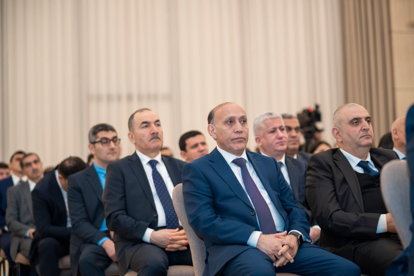 Hakimlərin II Forumu panel müzakirələrlə davam etdirilib