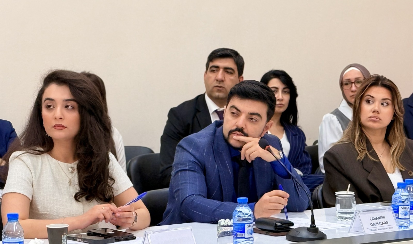 Hakim və vəkillərin etik davranışı mövzusunda məlumat sessiyası keçirilib