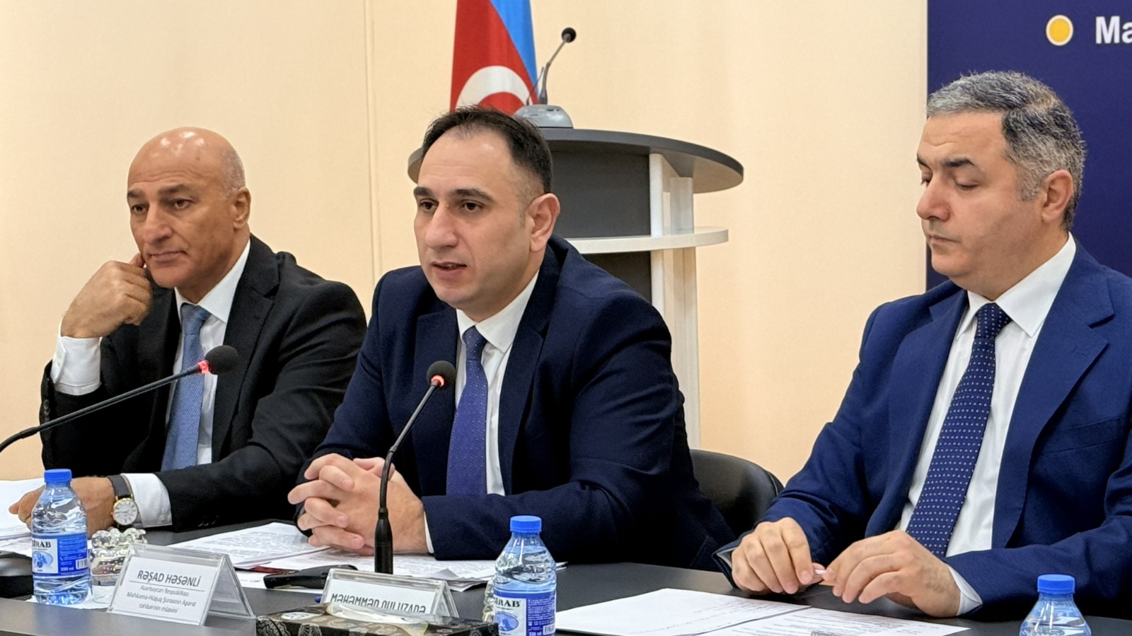 Hakim və vəkillərin etik davranışı mövzusunda məlumat sessiyası keçirilib