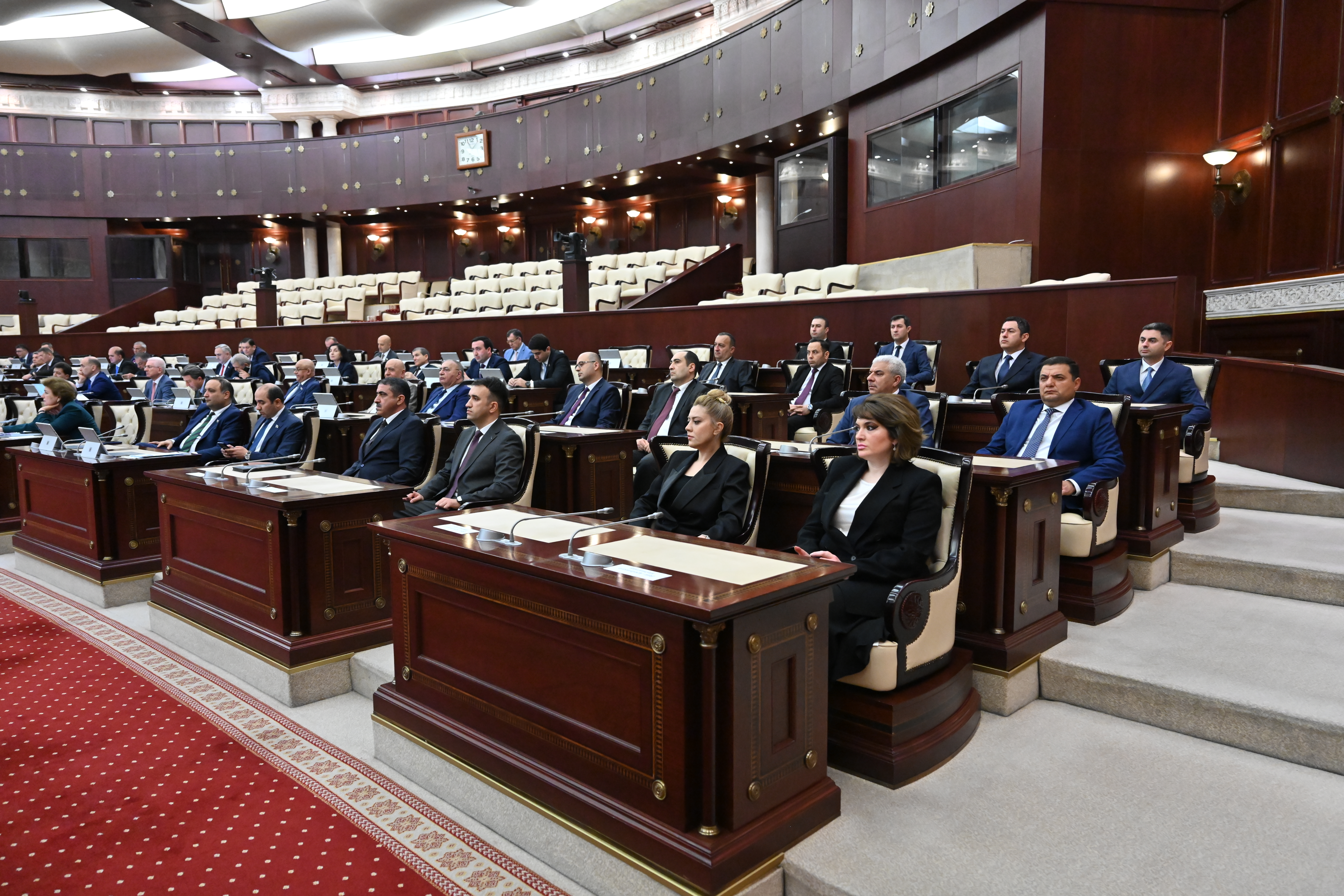 Ali Məhkəmənin hakimlərinin təyin edilməsi, apellyasiya instansiyası məhkəmələrinin hakimlərinin təyin və vəzifədən azad edilməsi haqqında Azərbaycan Respublikası Milli Məclisinin QƏRARLARI